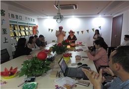 高洁雅惊喜生日会—年年有今朝